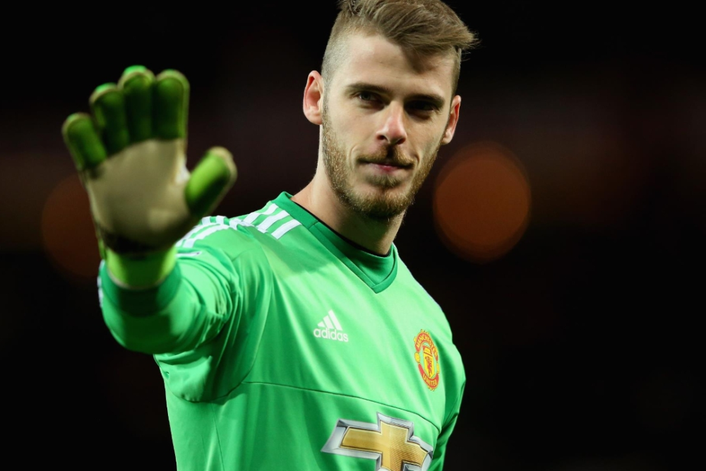  意甲传奇退役，布冯含泪告别绿茵场  